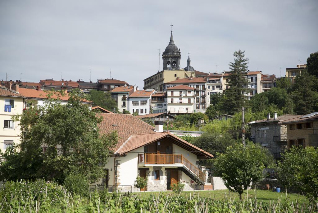 Apartamentos Aldagaia Hernani Cameră foto